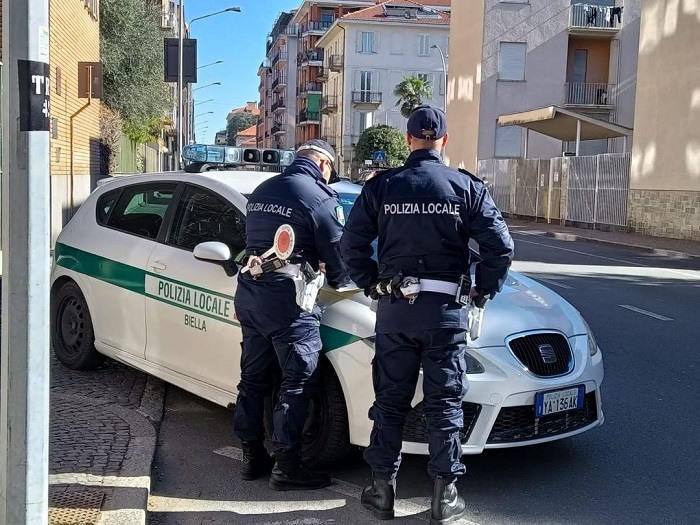 A Riccione riconoscimenti alla polizia locale di Biella