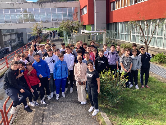 All'istituto Lancia un corso serale di meccanico per macchine utensili