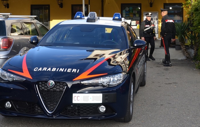 Cagnolina salvata dai carabinieri a Pralungo