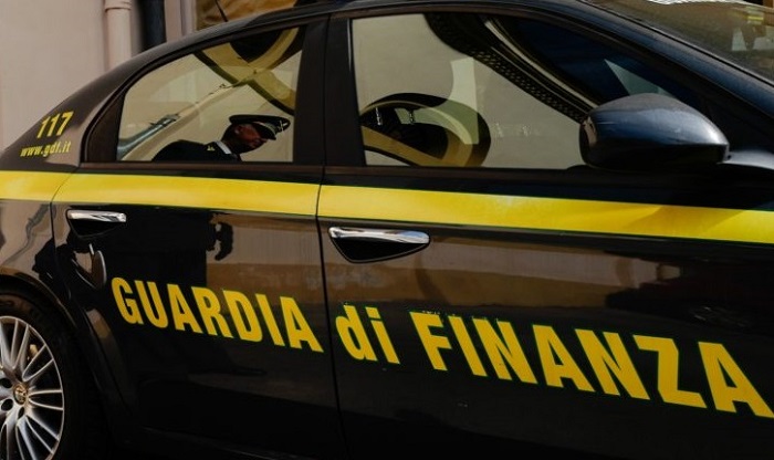 Latitante internazionale lavorava come badante nel Biellese