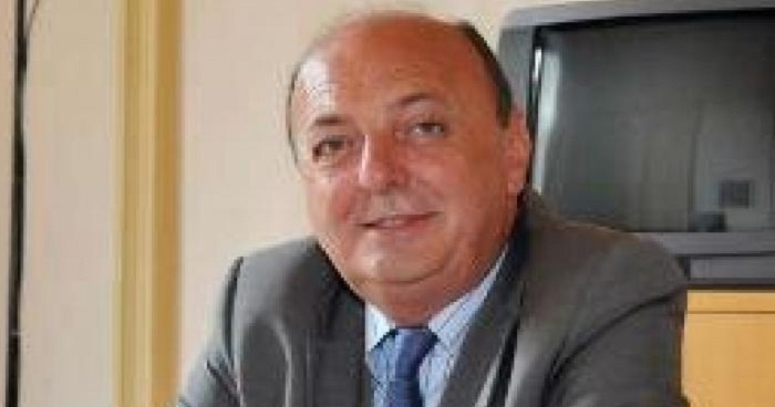 Il ministro presente al campo base dell'incendio sul Monte Barone