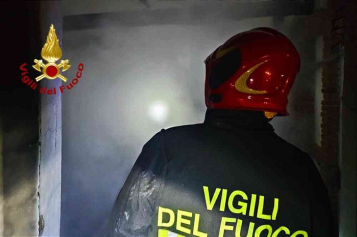 Incendio silos a Campertogno