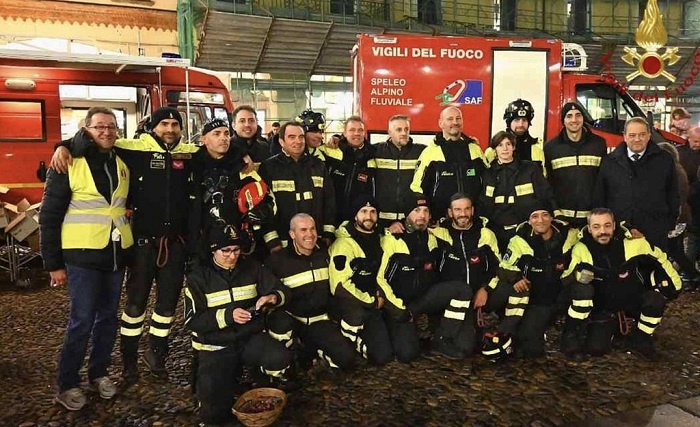 A Biella la befana dei vigili del fuoco