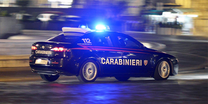 Stresa: al volante con la patente revocata dà false generalità ai Carabinieri
