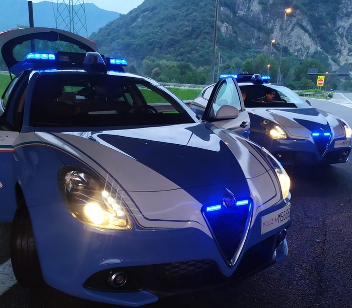 Controllo antidroga a Gravellona: fermato un uomo, denunciata una donna per spaccio