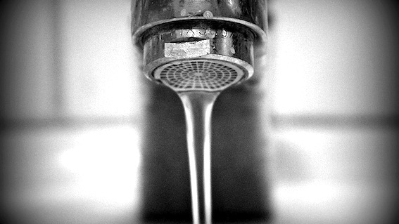 Arona, obbligo bollitura dell'acqua destinata ad uso alimentare 