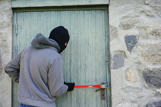 Pombia, segnalati furti in abitazione
