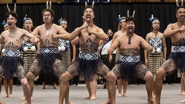 Borgomanero, uno spettacolo maori mercoledì a Villa Marazza 