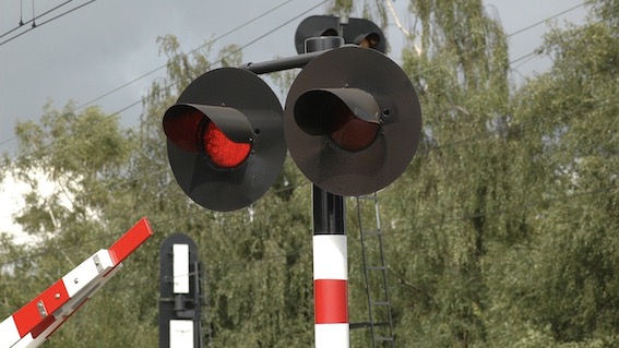 Galliate, chiusure temporanee passaggio a livello di via Monte Grappa per lavori