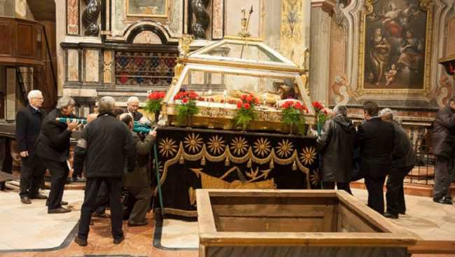 Oleggio, antica processione del Venerdì Santo: sarà la 430^ volta