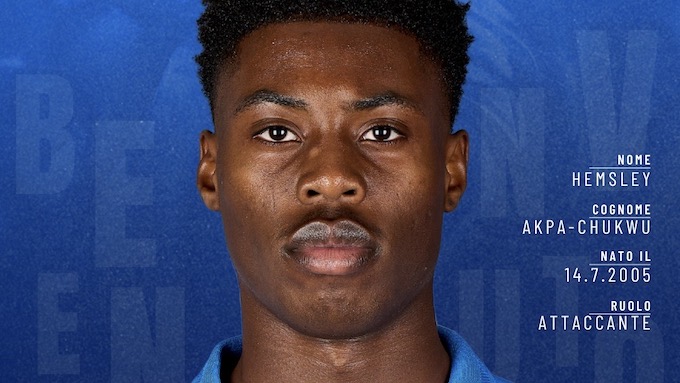 Hemsley Akpa-Chukwu è un attaccante del Novara