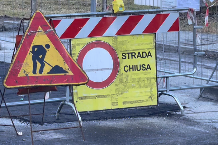 Calcinacci dal viadotto, strada chiusa da sabato: Ornavasso aspetta ancora ANAS