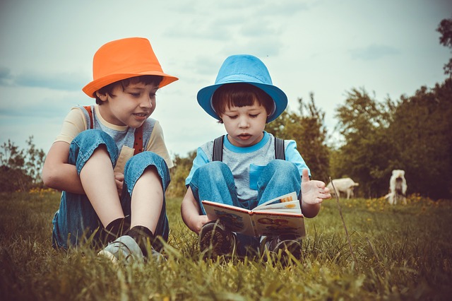 Coccole e filastrocche: un nuovo appuntamento in biblioteca