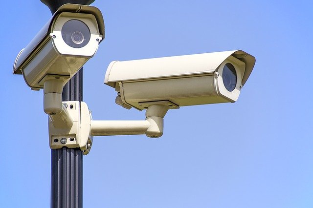 Videosorveglianza irregolare: nei guai due locali pubblici