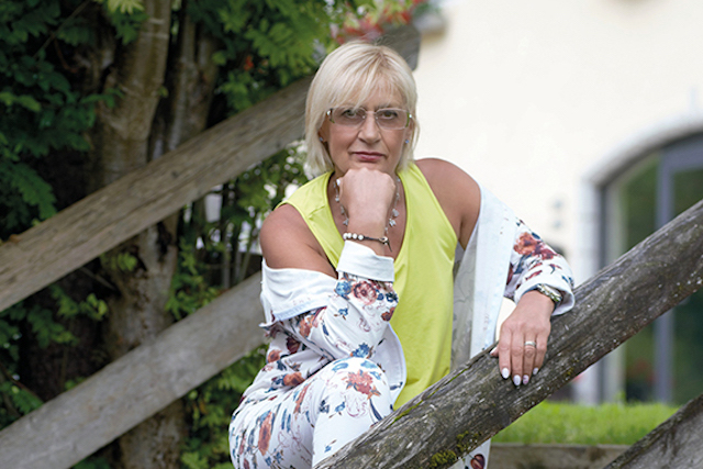 Angela Gemelli di Crodo, protagonista di “Miss Mamma Italiana Evergreen” 2025