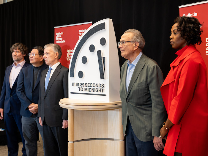 Il giorno della fine del mondo: il Doomsday Clock si avvicina ancora alla mezzanotte