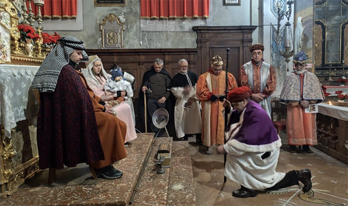 Festa con l' arrivo dei Re Magi per celebrare il nuovo vicario don Lorenzo Armano