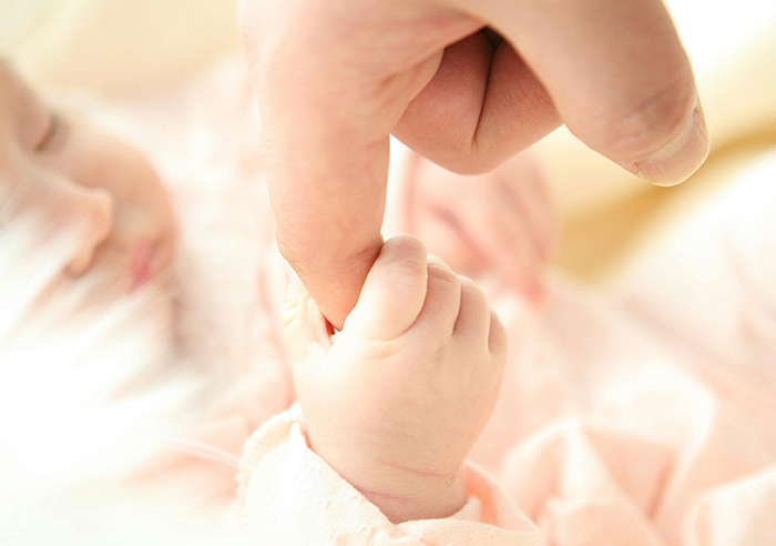E' una femminuccia, si chiama Liya,la prima nata del 2025 a Novara