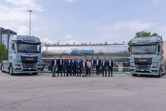 Stabilimenti Esseco di Trecate e Pieve Vergonte: l'innovazione viaggia in elettrico 