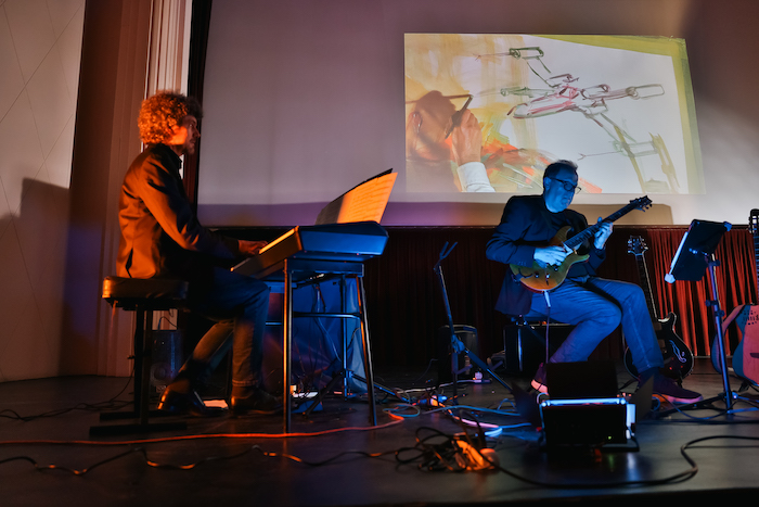 Arte e musica in scena con “Visioni Sonore”: applausi al Cinema Corso