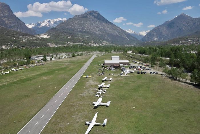 Pilota per un giorno: domenica 7 giugno l'open day di Air Valdossola