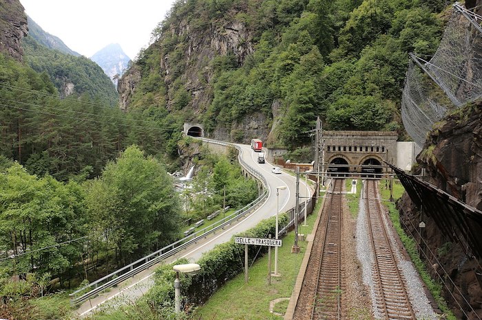 La n'drangheta tra Domodossola e il Vallese. L'indagine di Frank Garbely