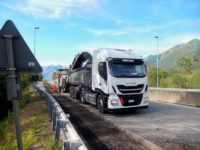 Superstrada: viadotto Ovesca, traffico a una corsia per verifiche strutturali