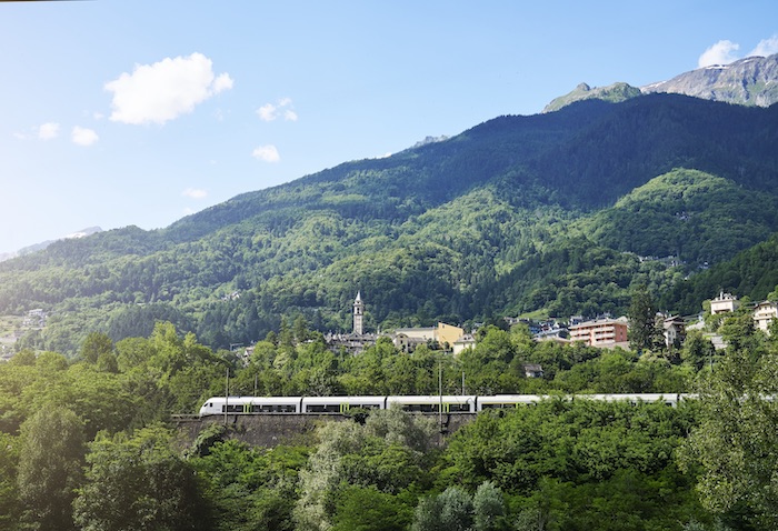 Linea Briga-Domodossola chiusa un mese, da venerdì autobus sostitutivi