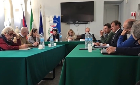 Stresa in stallo, Severino senza numeri e a rischio: la palla passa alla prefettura