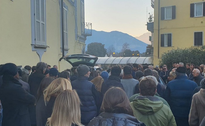 L’addio di Verbania a Matteo Auguadro 