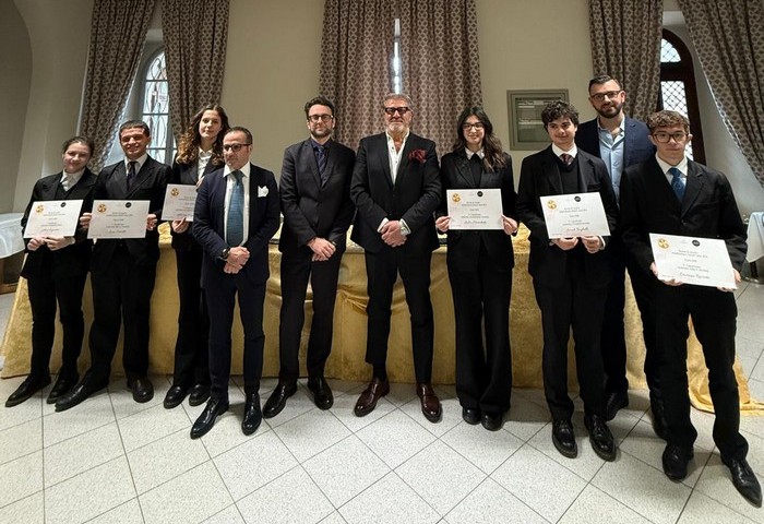 Gemellaggio Calabria-Stresa: sei borse di studio all'Alberghiero