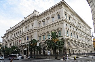 Trova un libretto di risparmio da 2.000 lire del '67 e chiede alla banca 47.000 euro