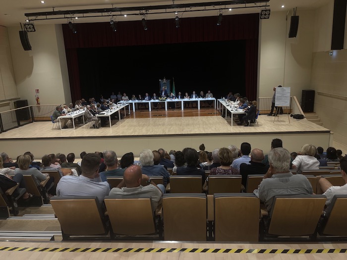 Verbania, lunedì Consiglio comunale. 23 punti in discussione 