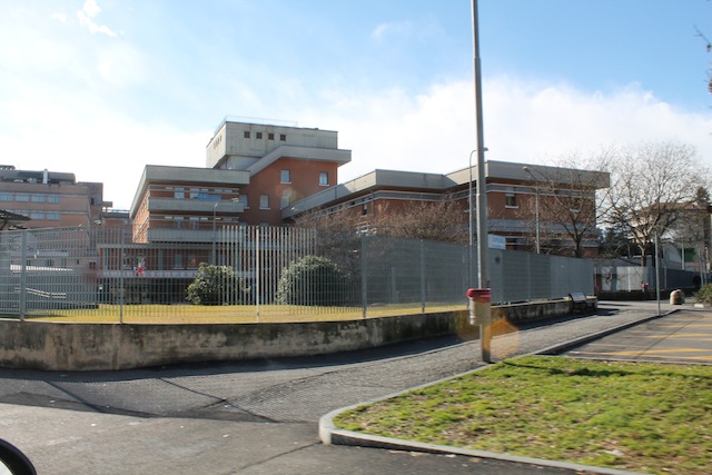 Lavaggio biancheria in ospedale, impresa ricorre e vince: nulla gara da 30 milioni