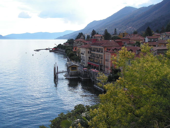 Voci: la rassegna teatrale dell'Alto Lago per supportare la Croce Rossa 